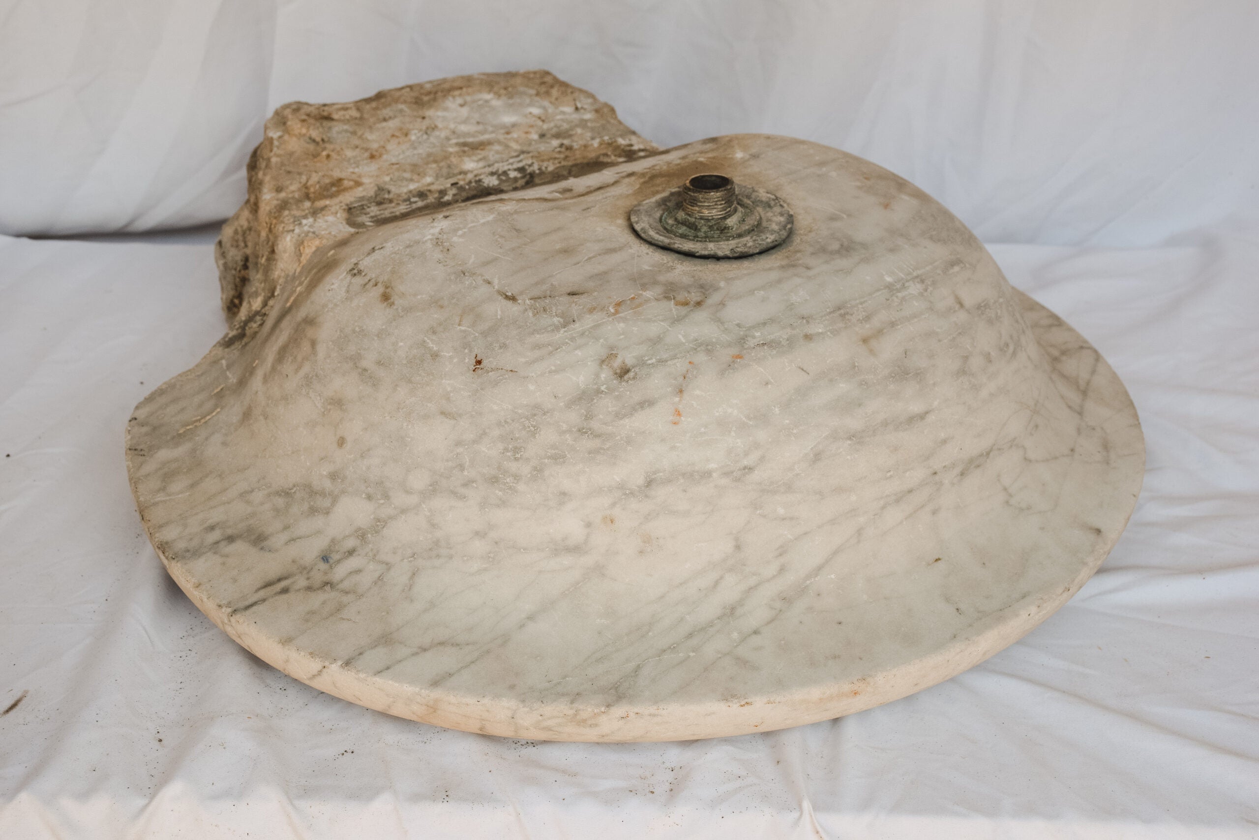 Antique White Marble Sink