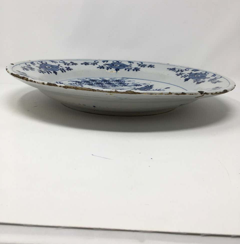 Hand Painted Italian Deruta Pottery Bowl