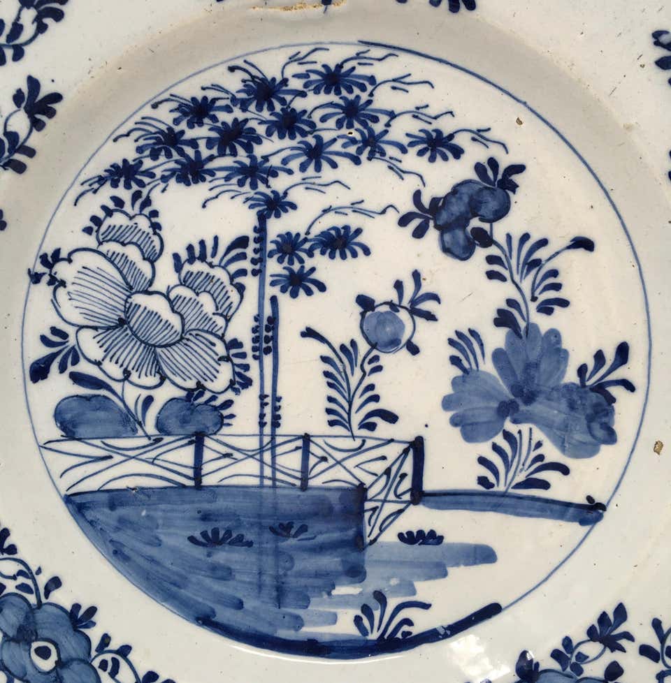Hand Painted Italian Deruta Pottery Bowl