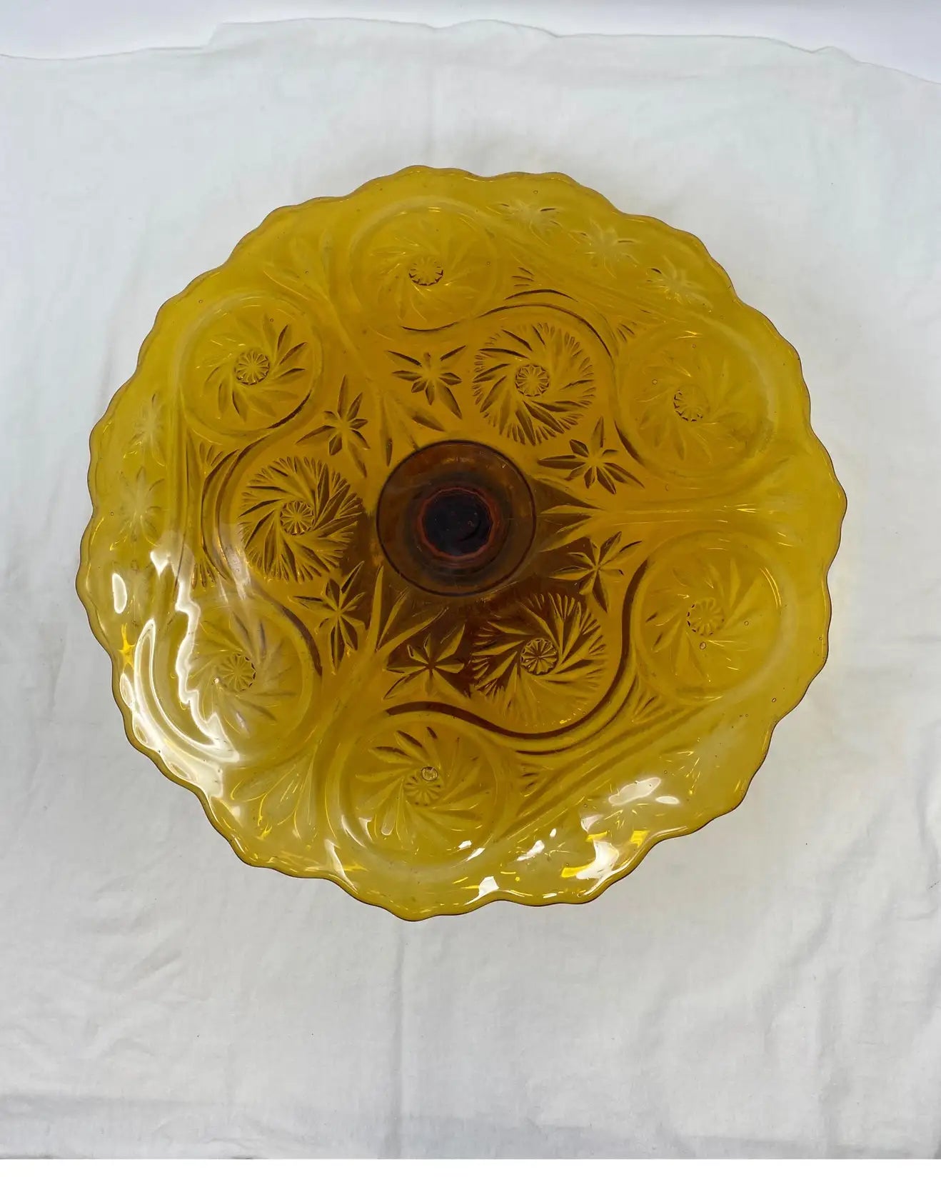Amber Glass Patisserie Stand